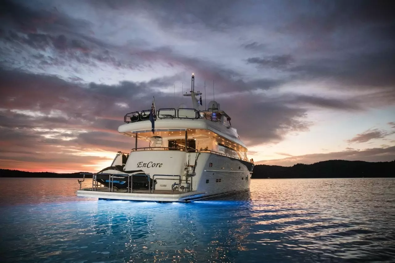 Encore by Horizon – Private Motor Yacht Charter in Cairns – Special Offer at Boatcrowd