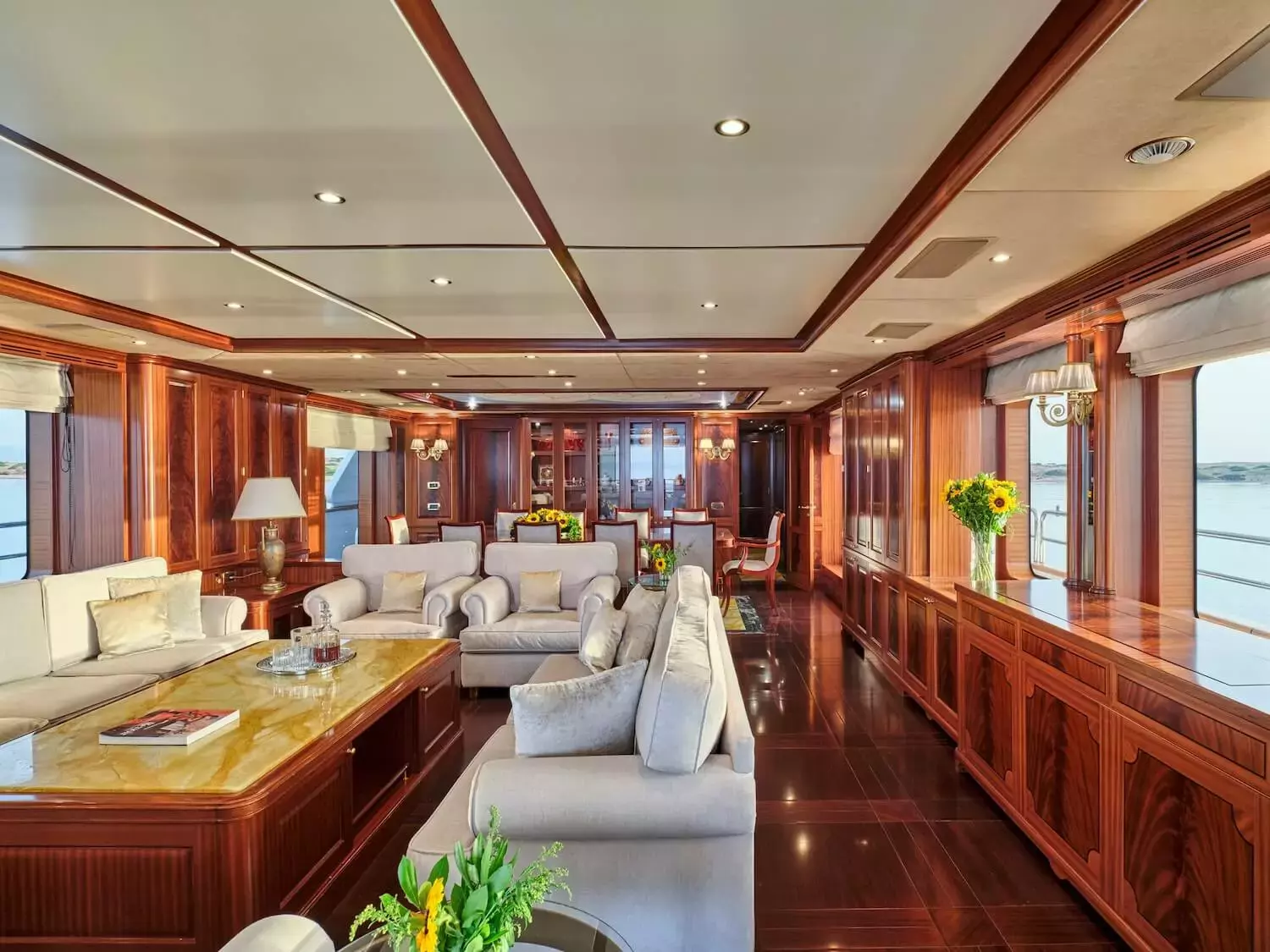 Boatcrowd