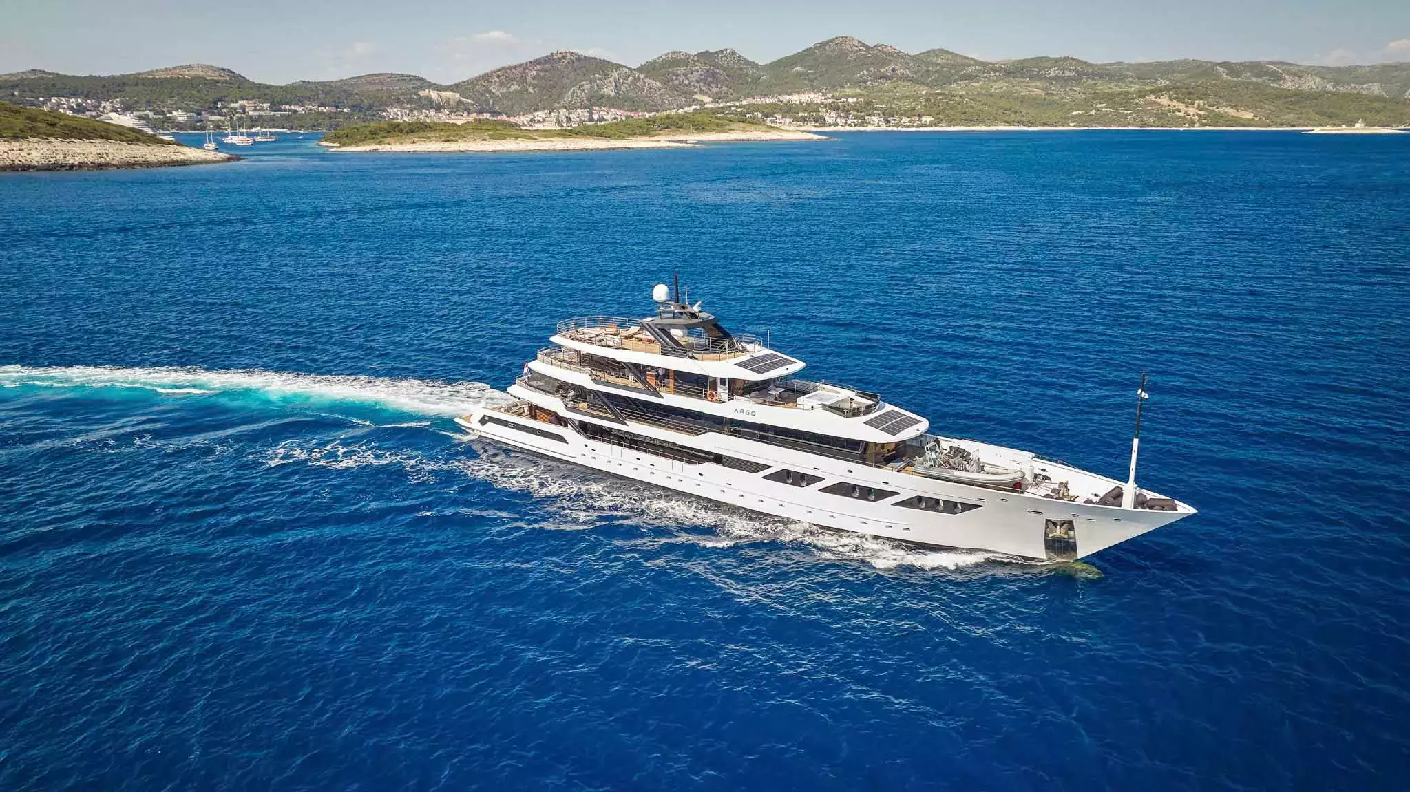 Boatcrowd