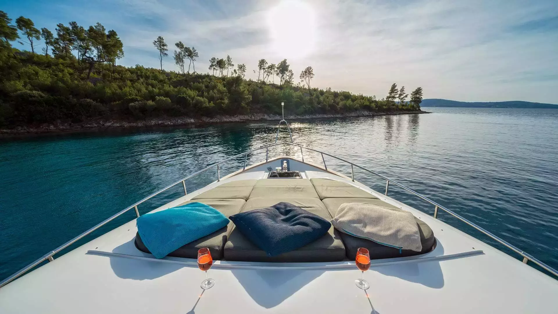 Jantar by Maiora – Private Motor Yacht Charter in Budva – Special Offer at Boatcrowd