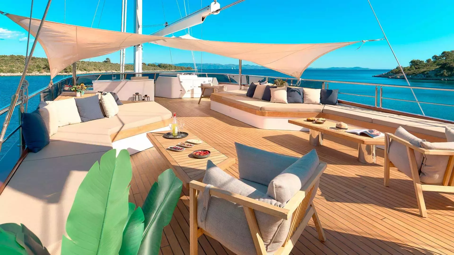 Mar Allure by Custom Made – Private Motor Sailer Charter in Split – Special Offer at Boatcrowd