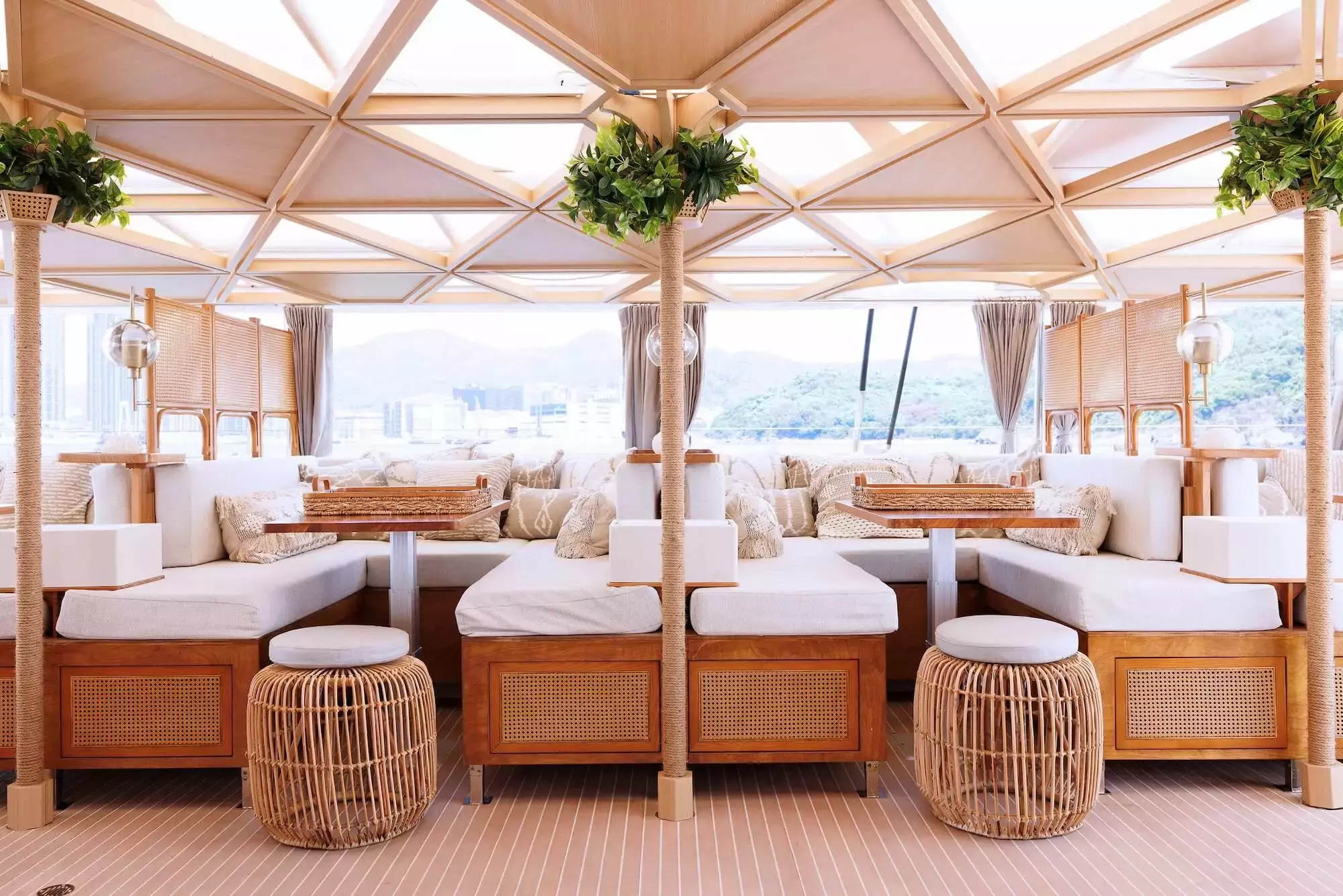 Boatcrowd