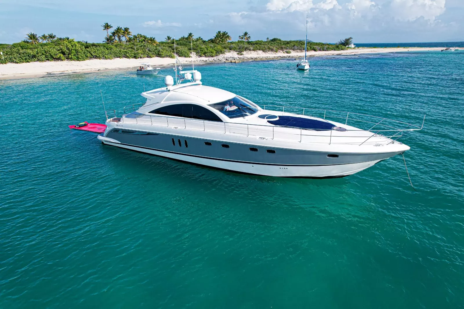 Dakiti by Fairline - Special Offer for a private Power Boat Charter in San Juan with a crew