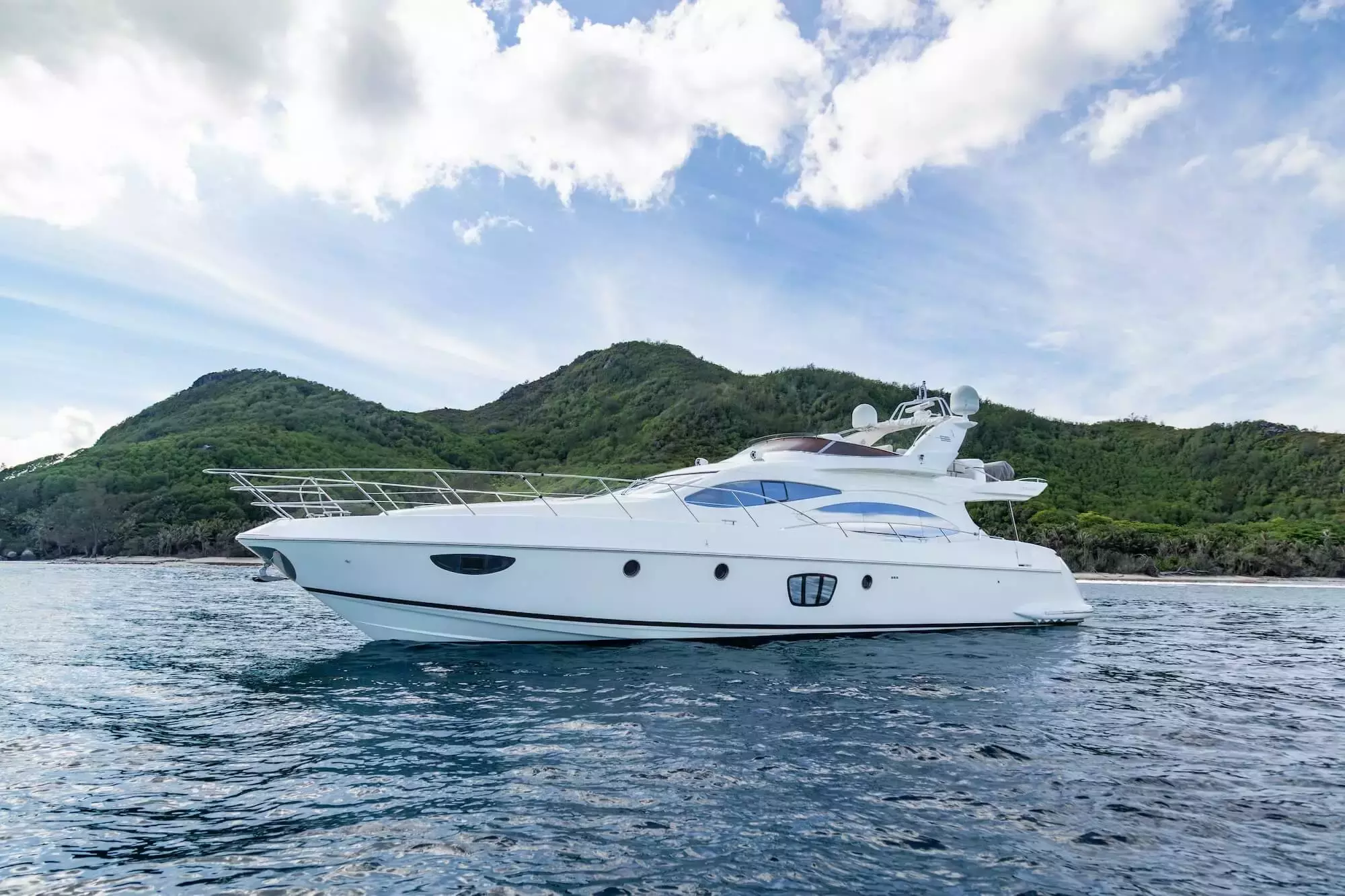 Alise by Azimut - Private Motor Yacht Charter in Seychelles – Special Offer at Boatcrowd
