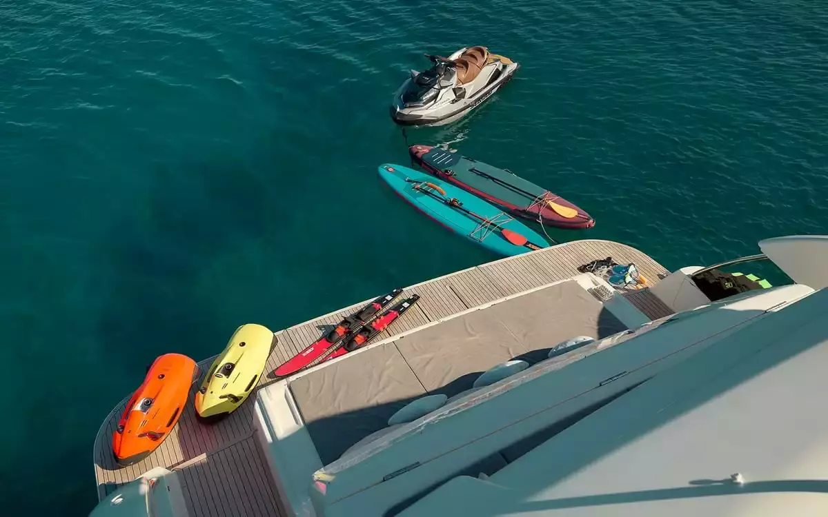 Boatcrowd