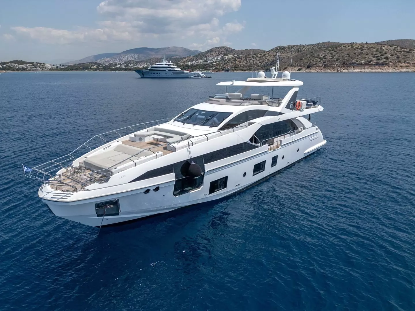 Agio by Azimut – Private Superyacht Charter in Sifnos – Special Offer at Boatcrowd