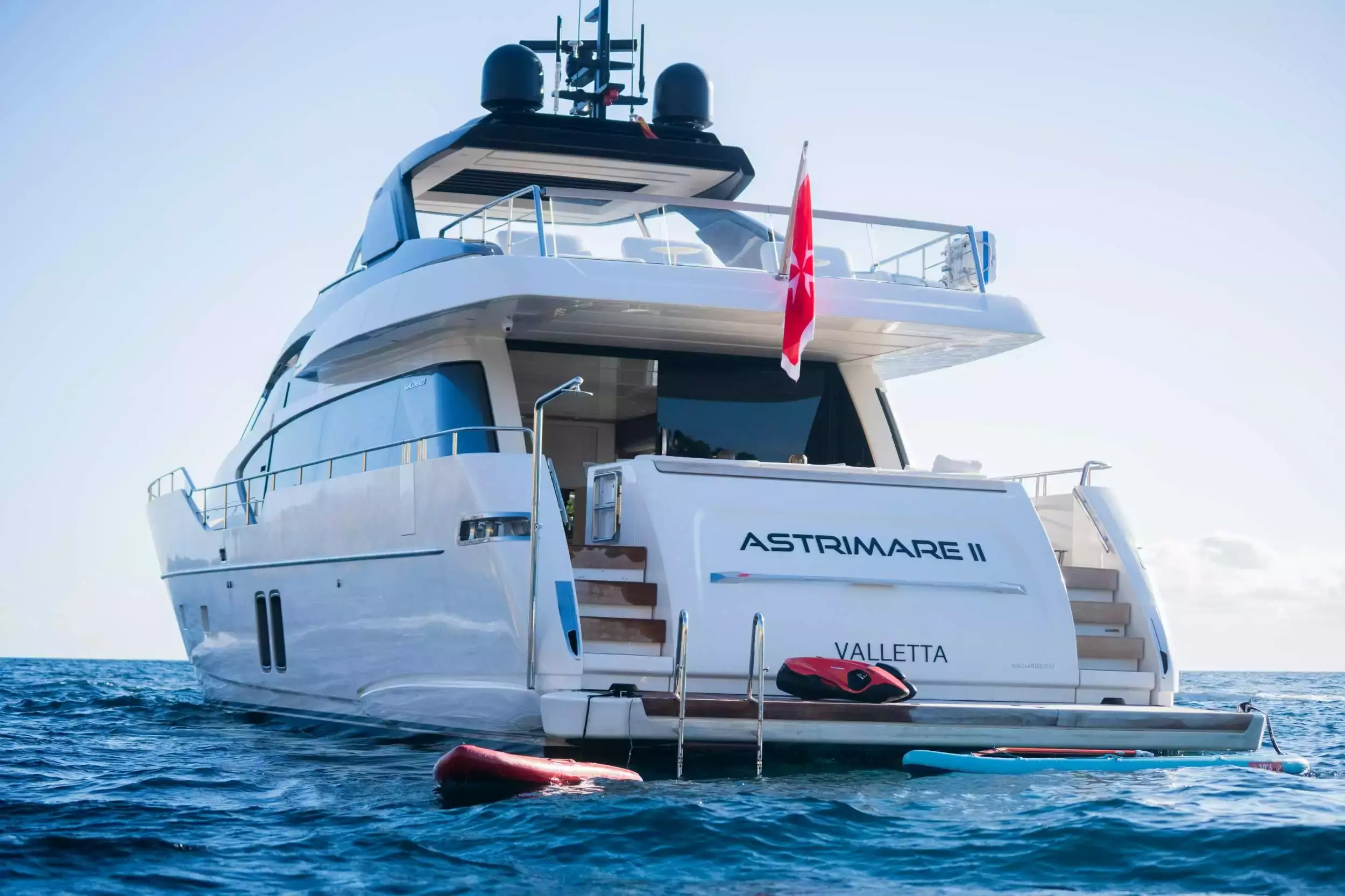 Astrimare II by Sanlorenzo – Private Superyacht Charter in St-Jean-Cap-Ferrat – Special Offer at Boatcrowd