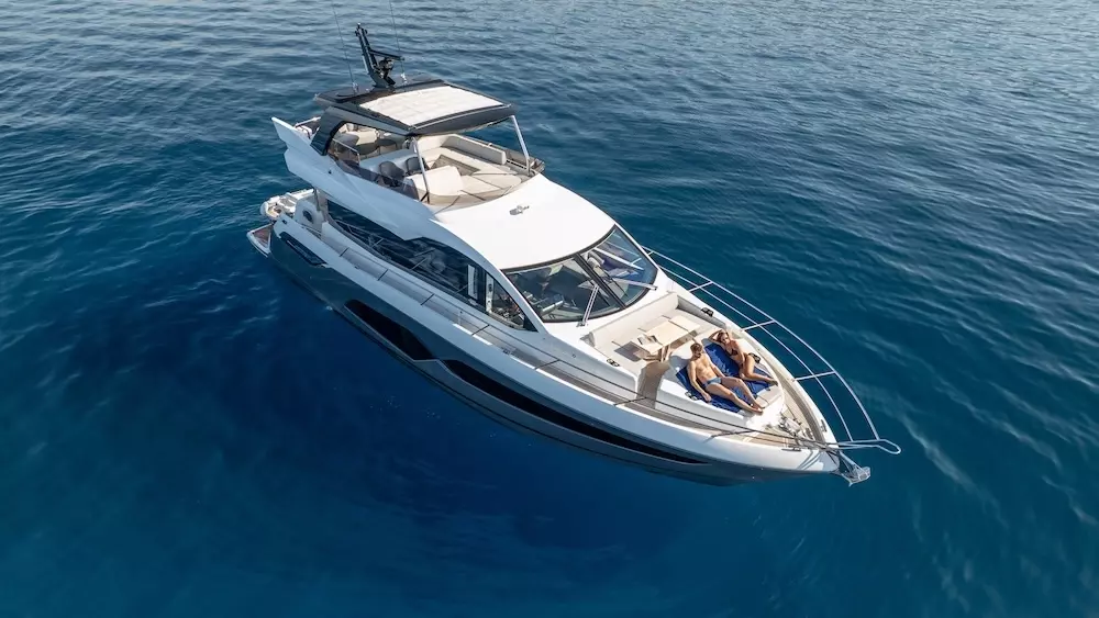 Boat Rental and Yacht Charter at the best yachting destinations around the world
