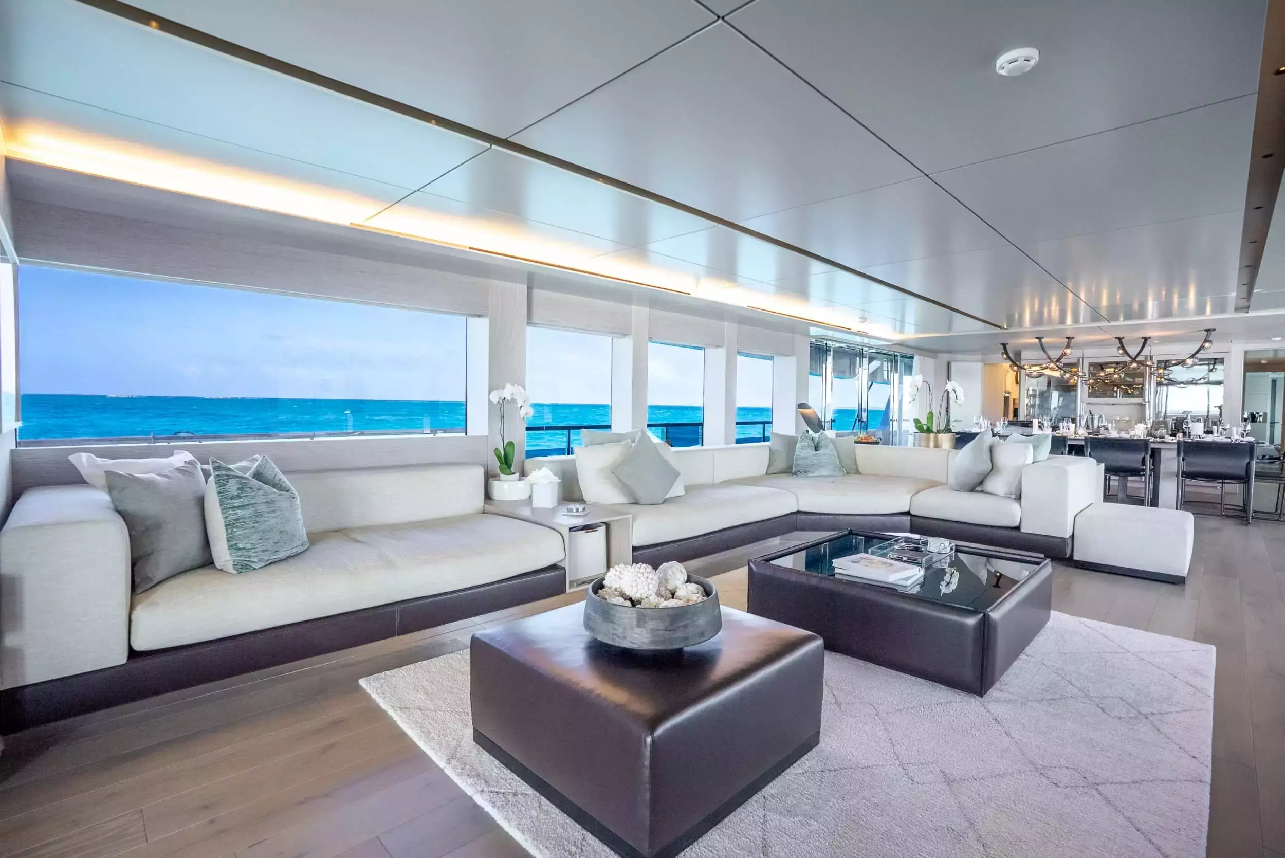 Eau La La by Numarine - Private Superyacht Charter in Antigua and Barbuda – Special Offer at Boatcrowd