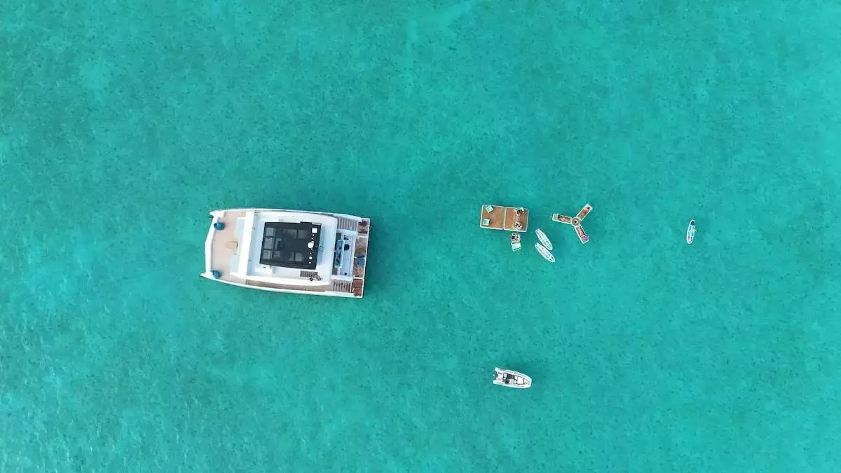 Boatcrowd
