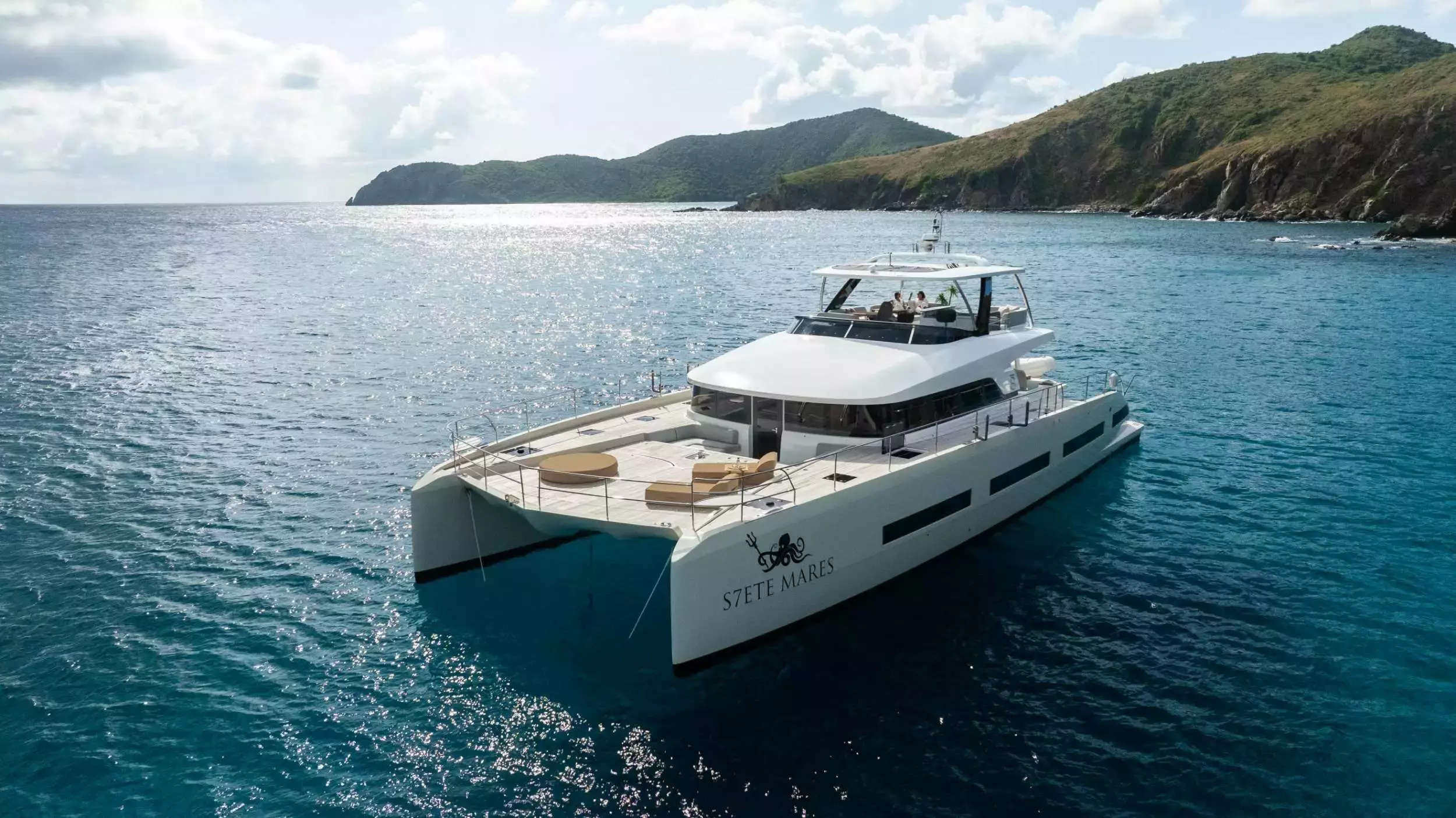 Siete Mares by Lagoon - Top rates for a Charter of a private Luxury Catamaran in St Kitts and Nevis