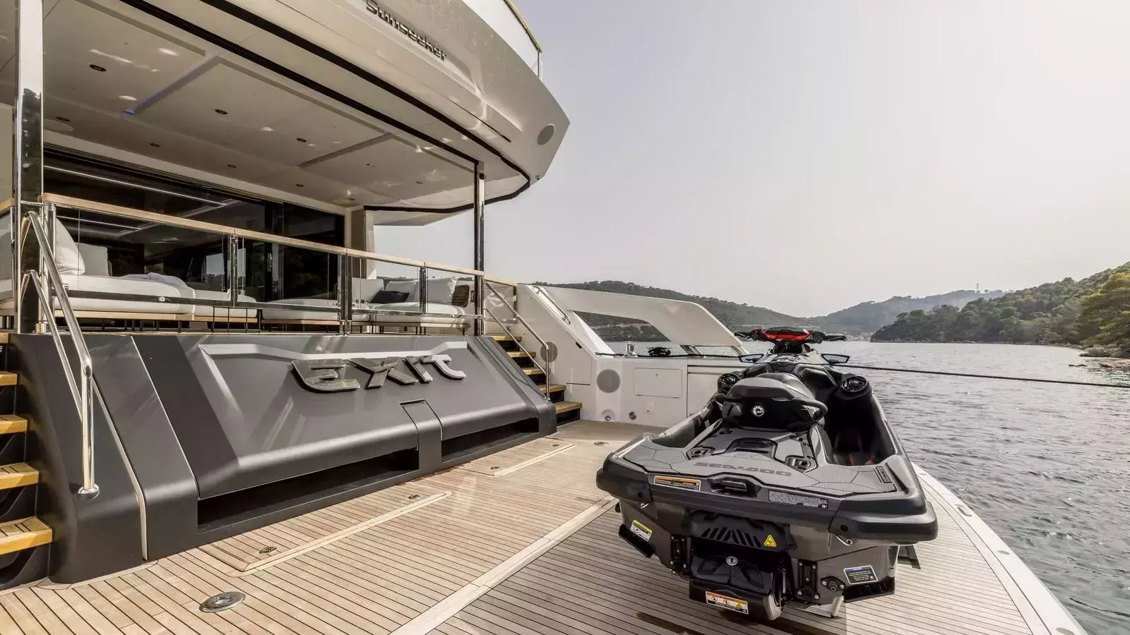 Boatcrowd