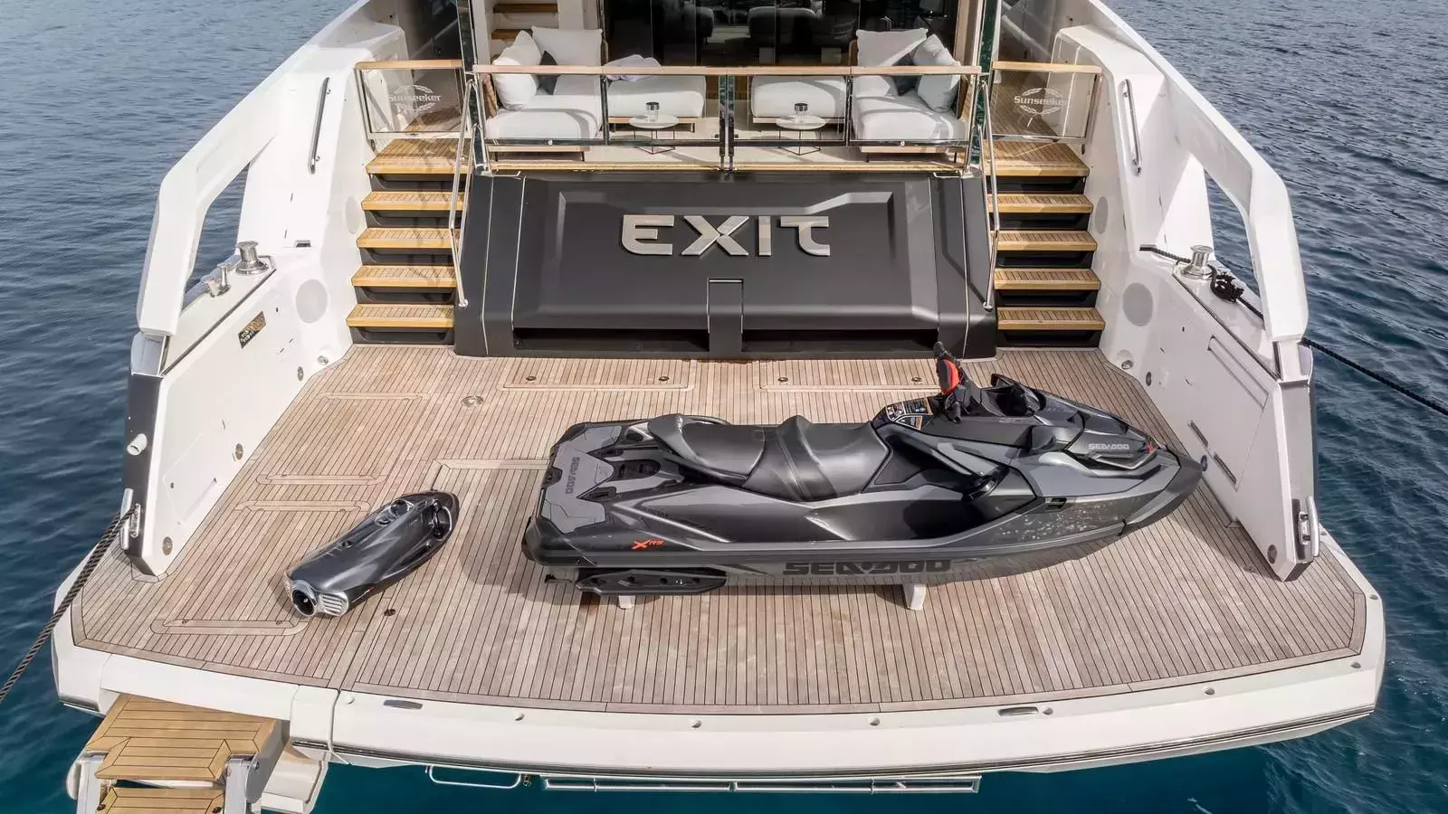 Boatcrowd