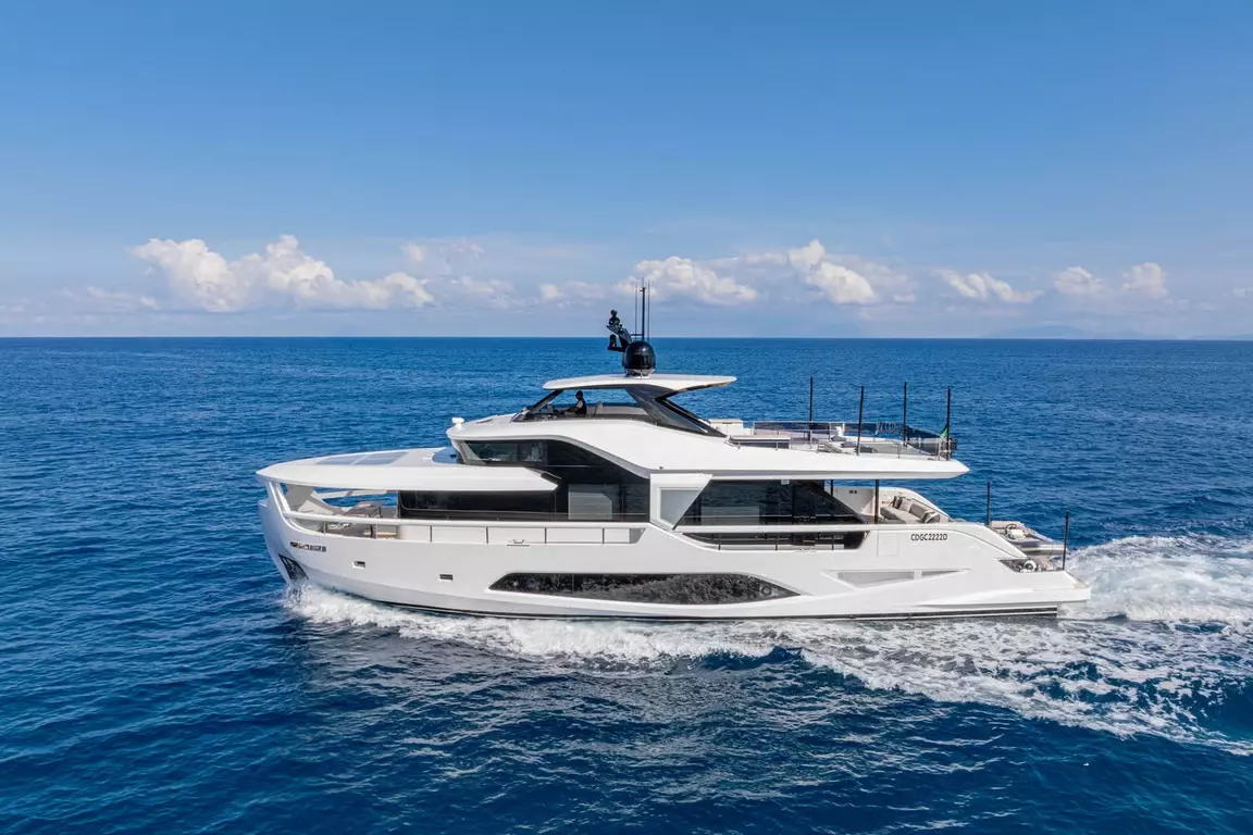 Trilogy by Ferretti – Special Offer on Private Motor Yacht Rental