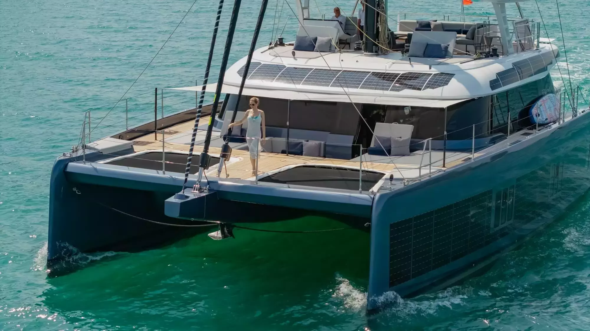 Boat Rental and Yacht Charter at the best yachting destinations around the world