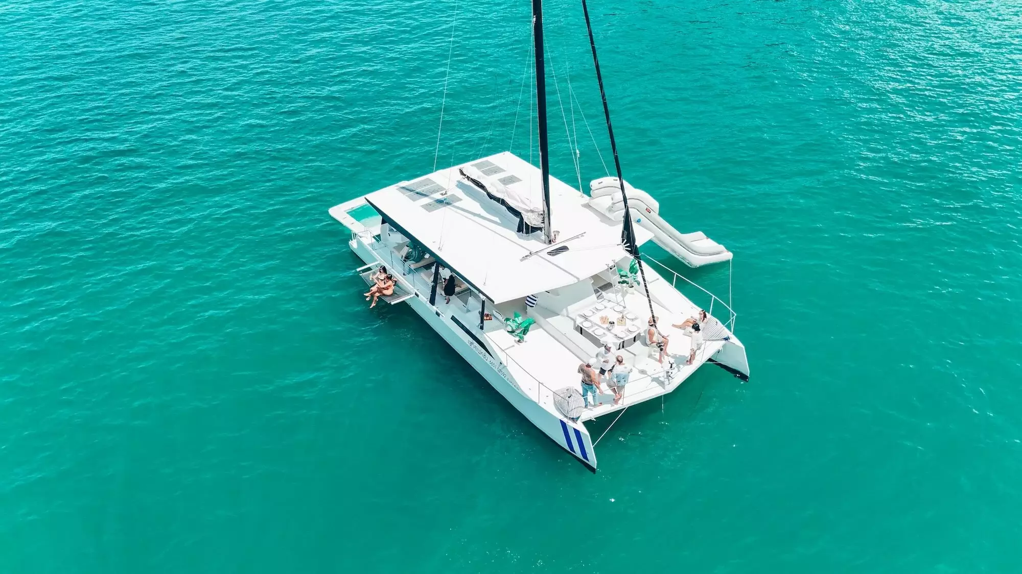Boat Rental and Yacht Charter at the best yachting destinations around the world
