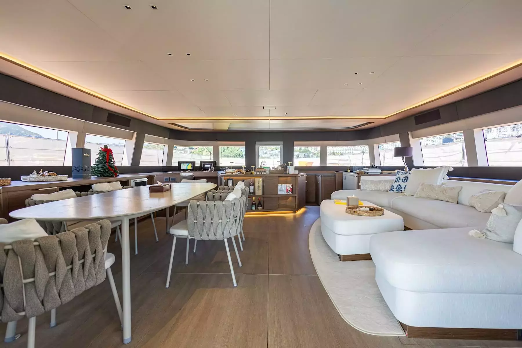 Boatcrowd