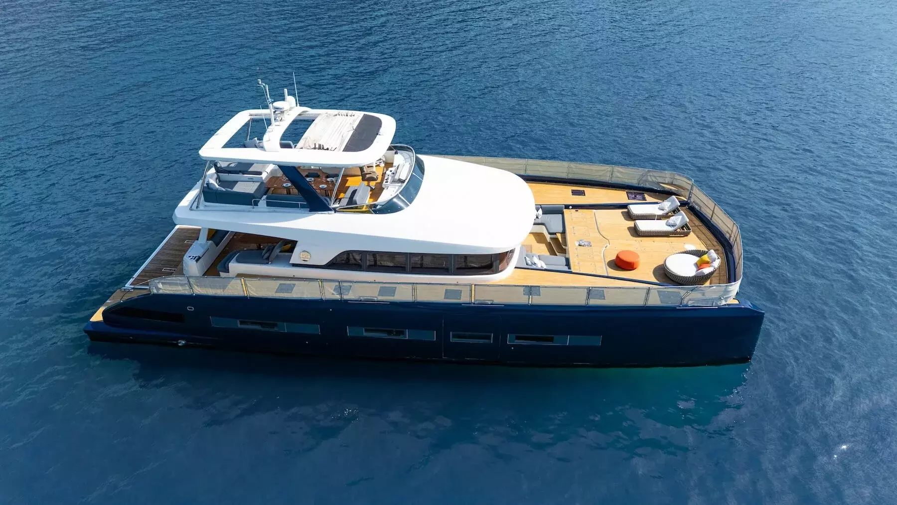Boat Rental and Yacht Charter at the best yachting destinations around the world