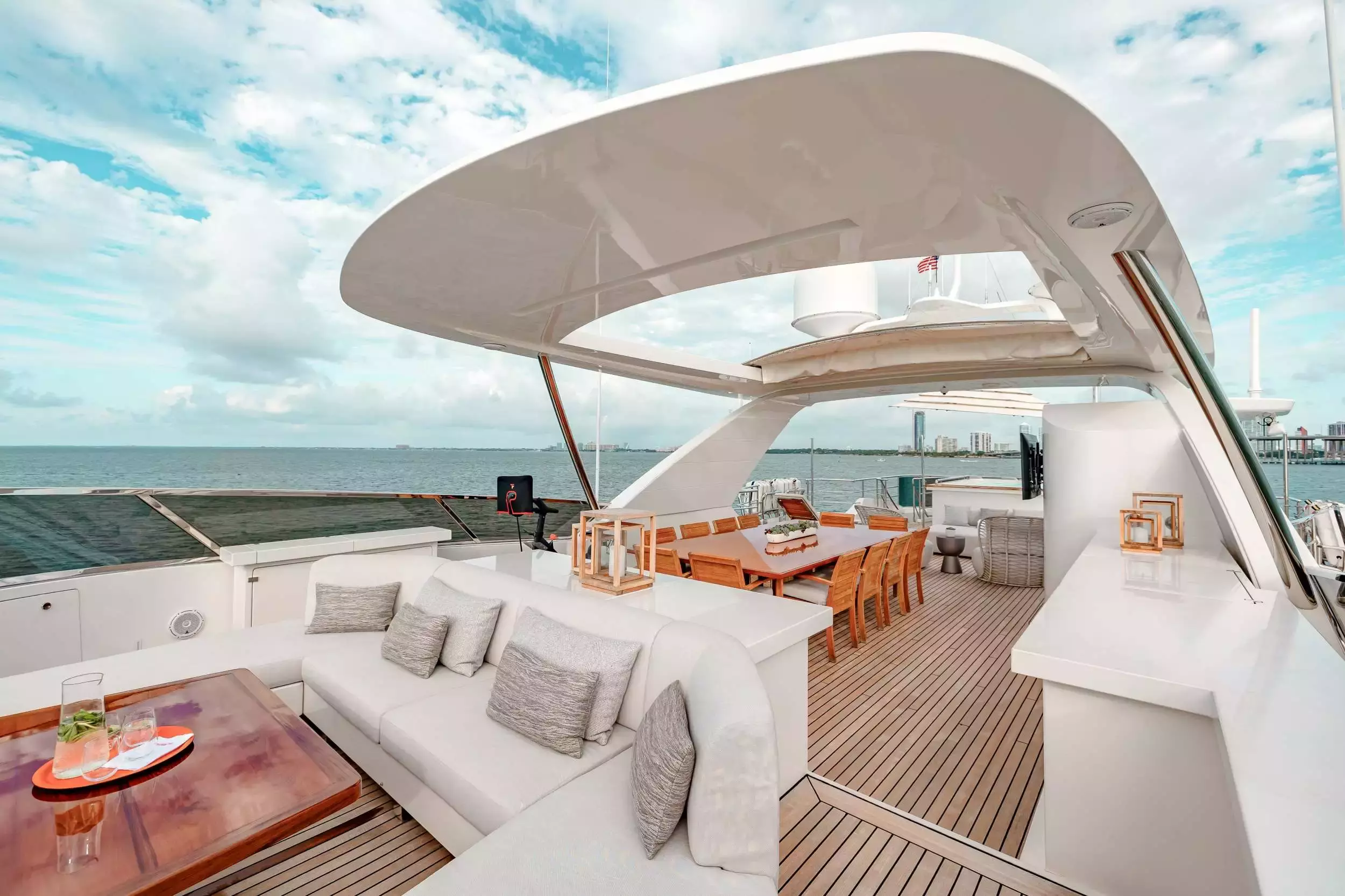 Boatcrowd