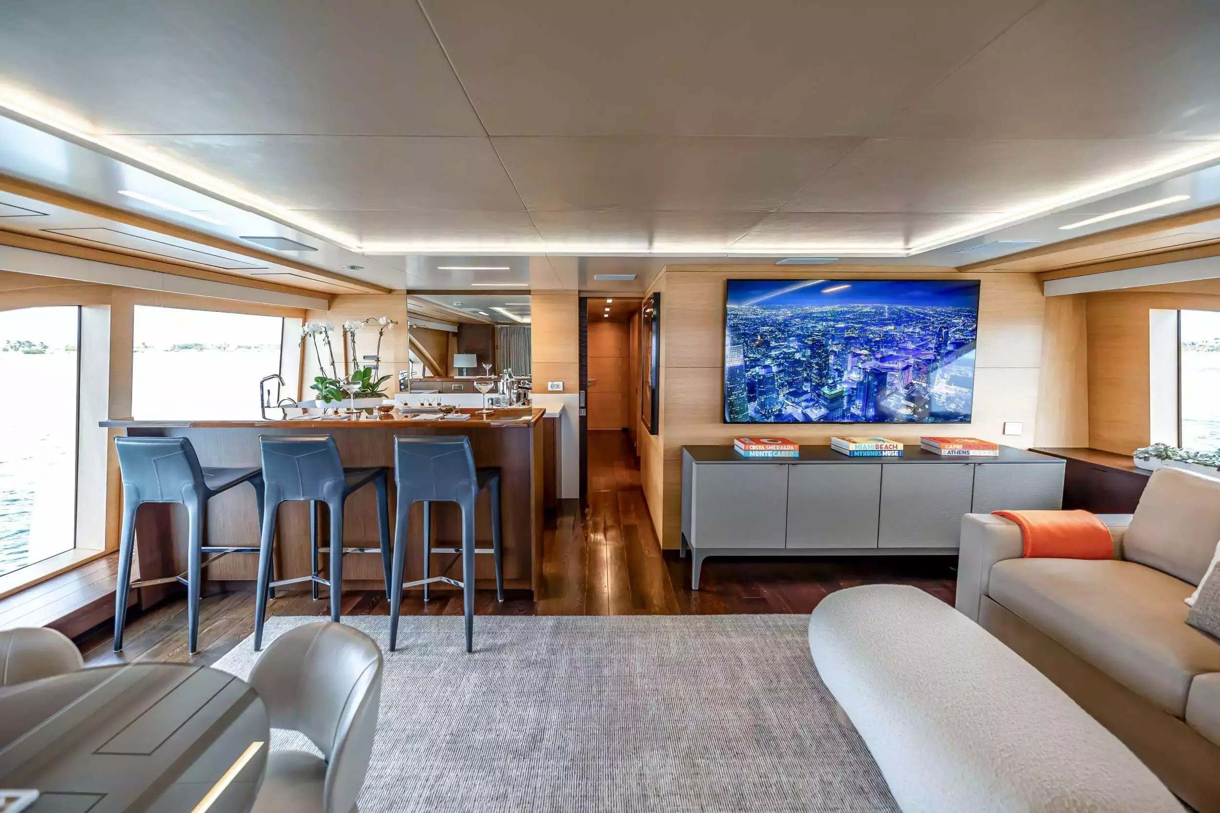 Boatcrowd