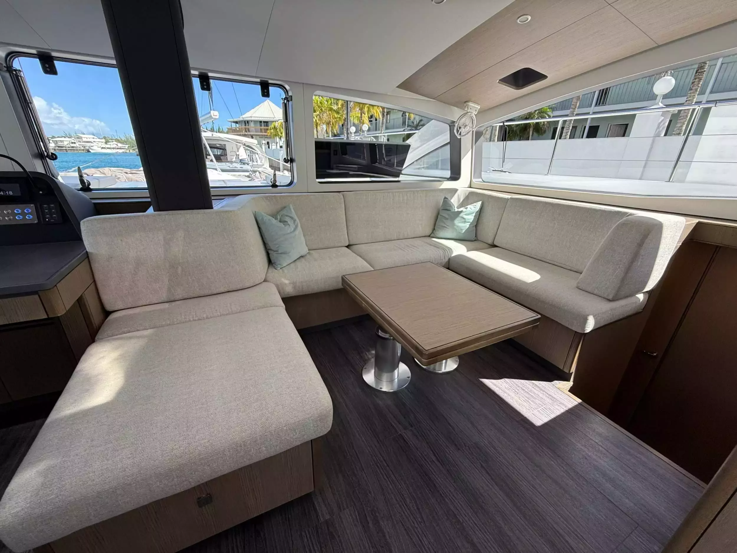 Boat Rental and Yacht Charter at the best yachting destinations around the world
