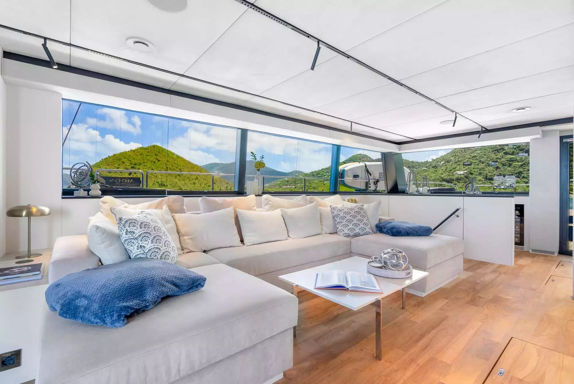 Perfect Moon by Moon Yacht - Special Offer for a private Luxury Catamaran Charter in Tortola with a crew