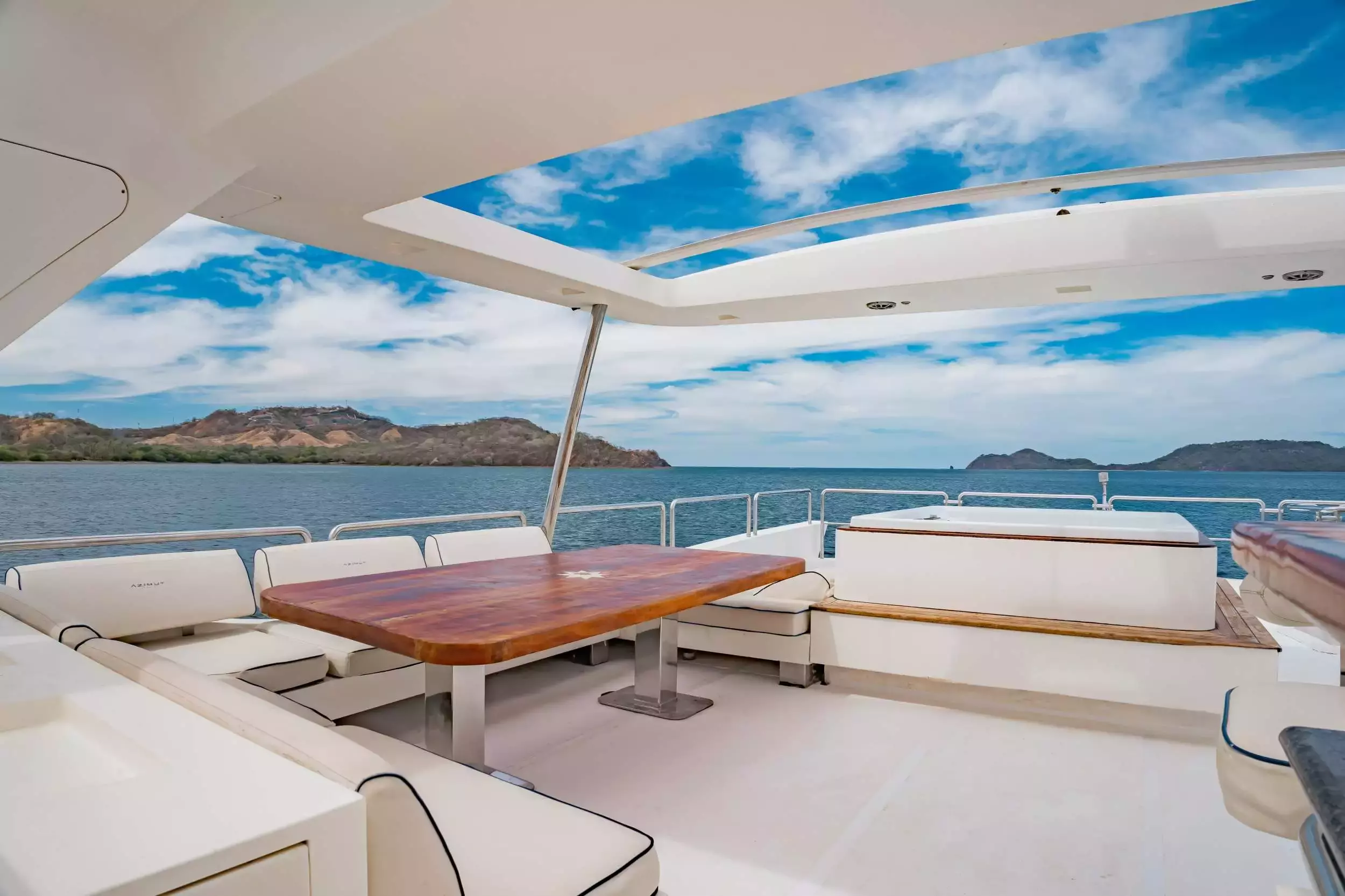 Camy Ed by Azimut - Top rates for a Charter of a private Motor Yacht in Panama