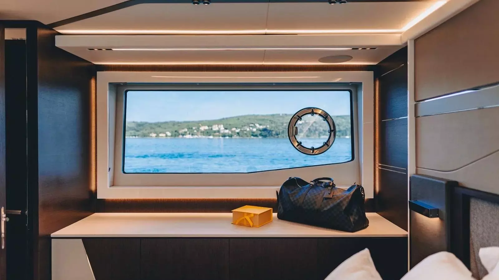 Boatcrowd