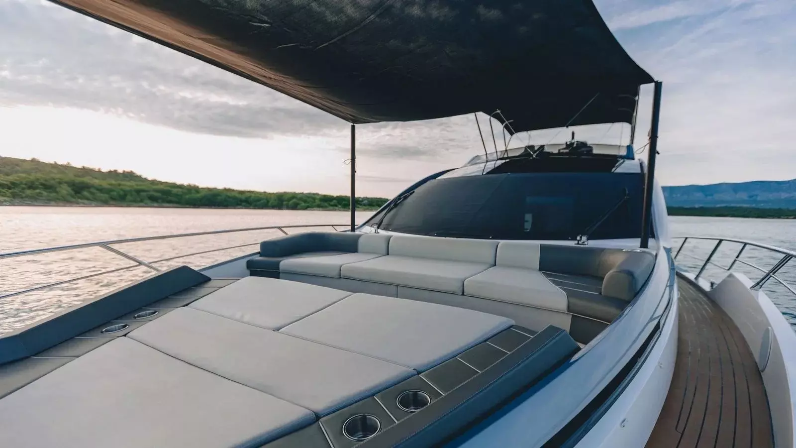 Boatcrowd