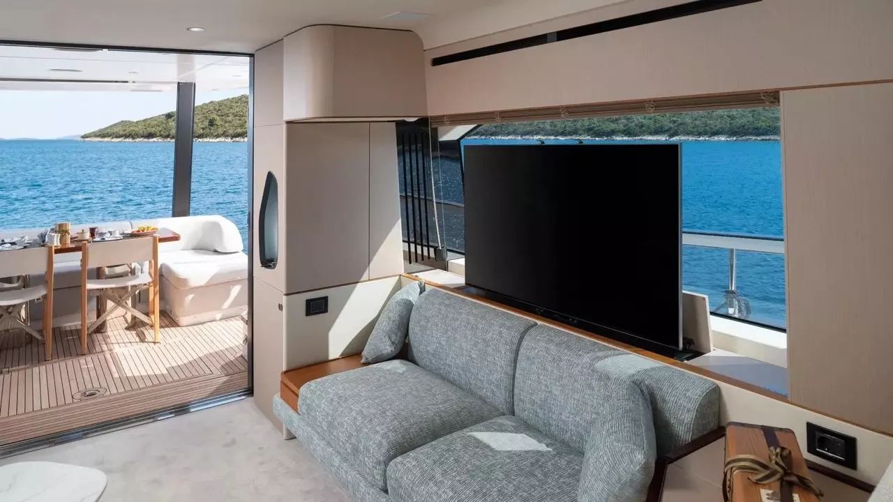 Boatcrowd