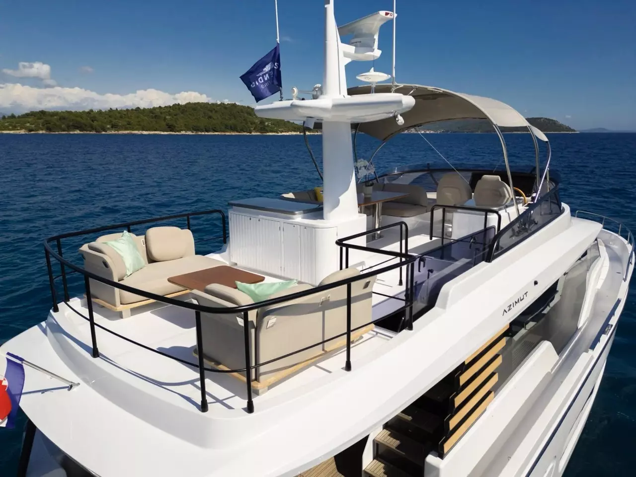 Boatcrowd