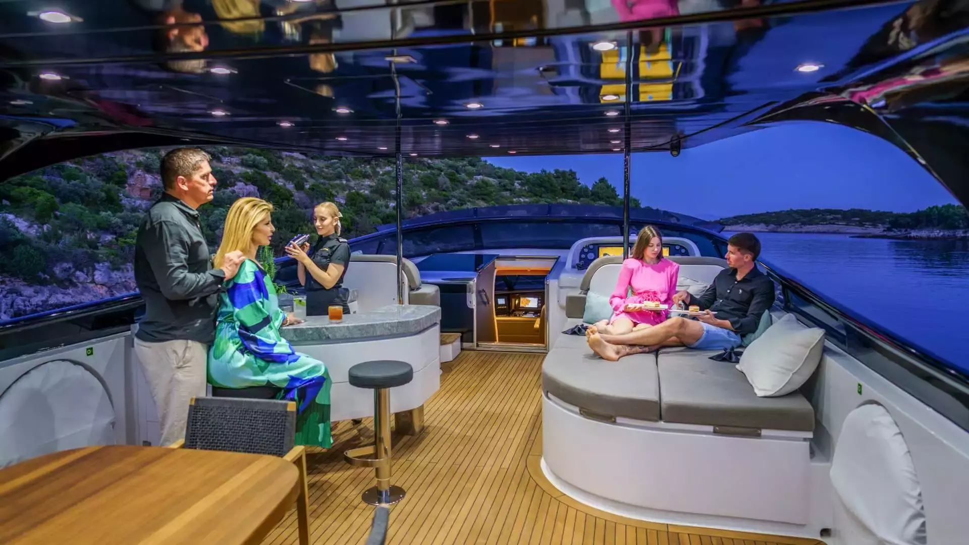 Boatcrowd