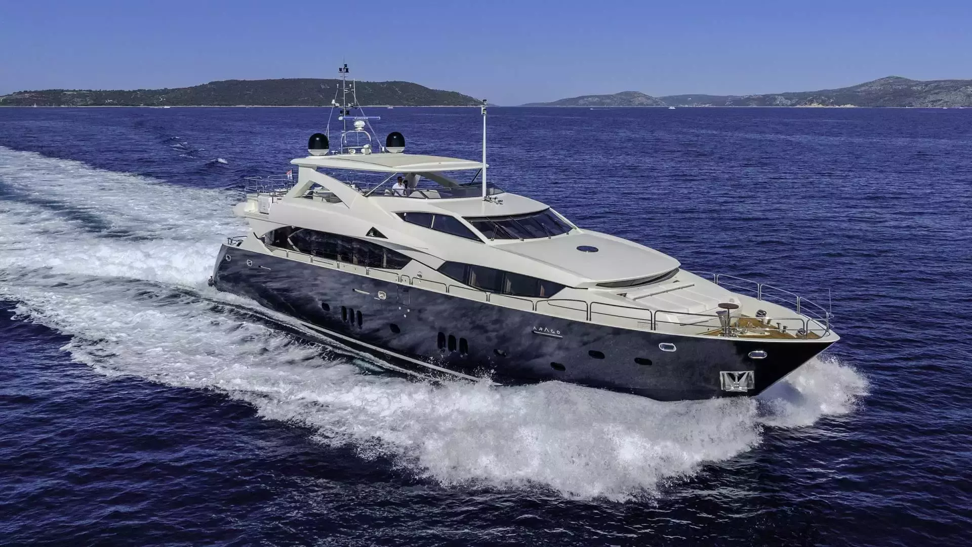 Boat Rental and Yacht Charter at the best yachting destinations around the world