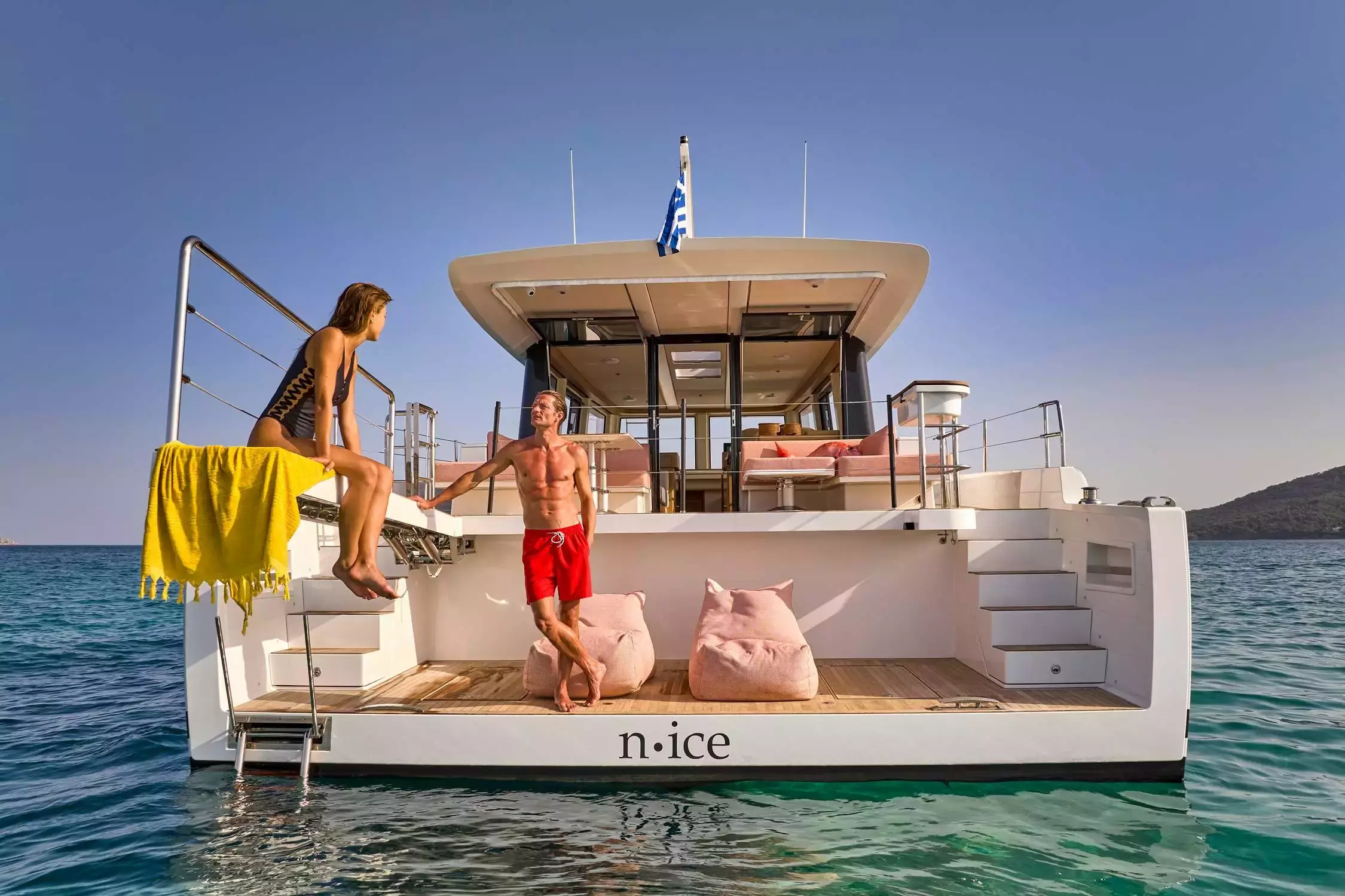 Boatcrowd