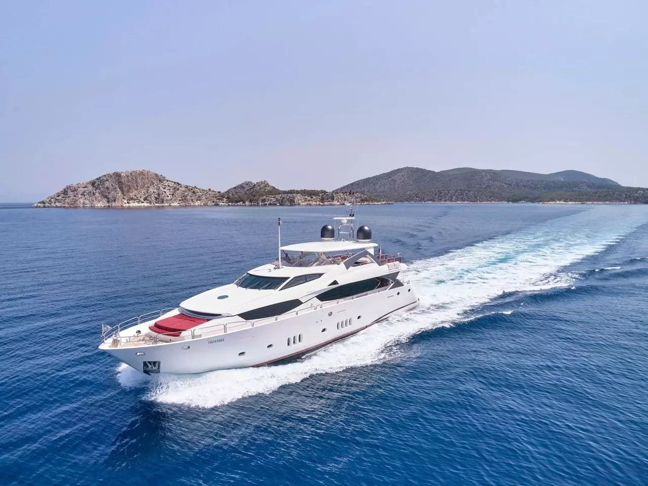 White Pearl I by Sunseeker - Special Offer for a private Superyacht Charter in Lefkada with a crew