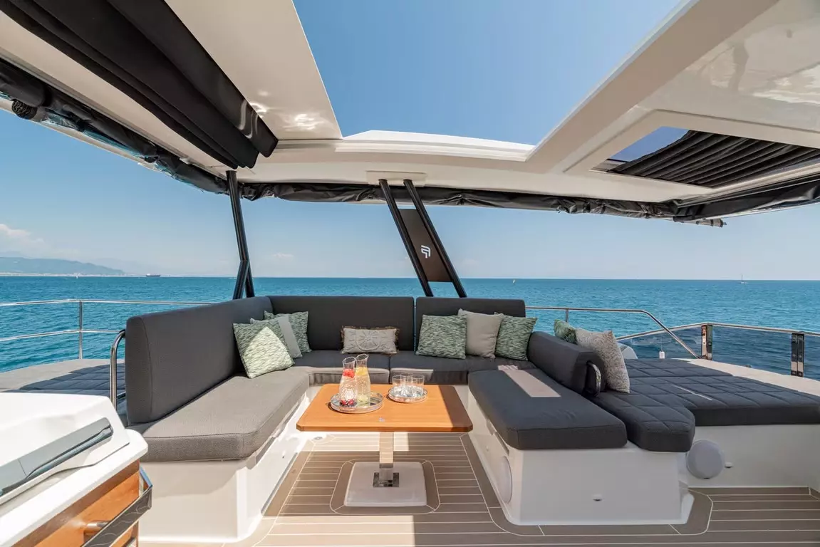 Boatcrowd