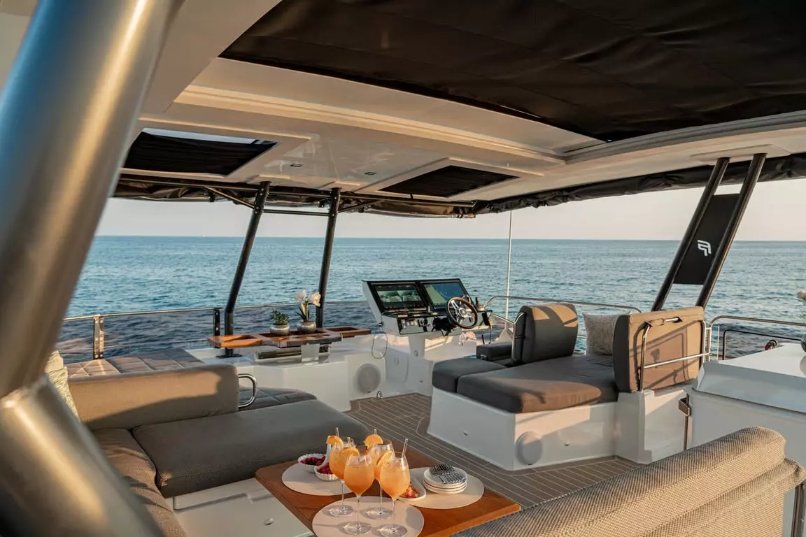 Boatcrowd