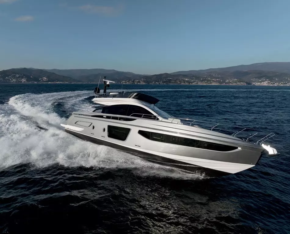 Ale II by Azimut - Special Offer for a private Motor Yacht Charter in Capri with a crew