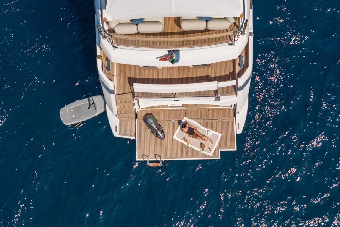 Catch Me by Sanlorenzo - Special Offer for a private Motor Yacht Charter in Capri with a crew
