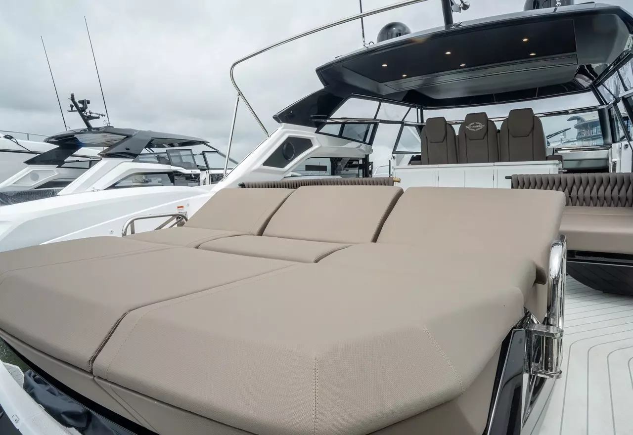 Boatcrowd