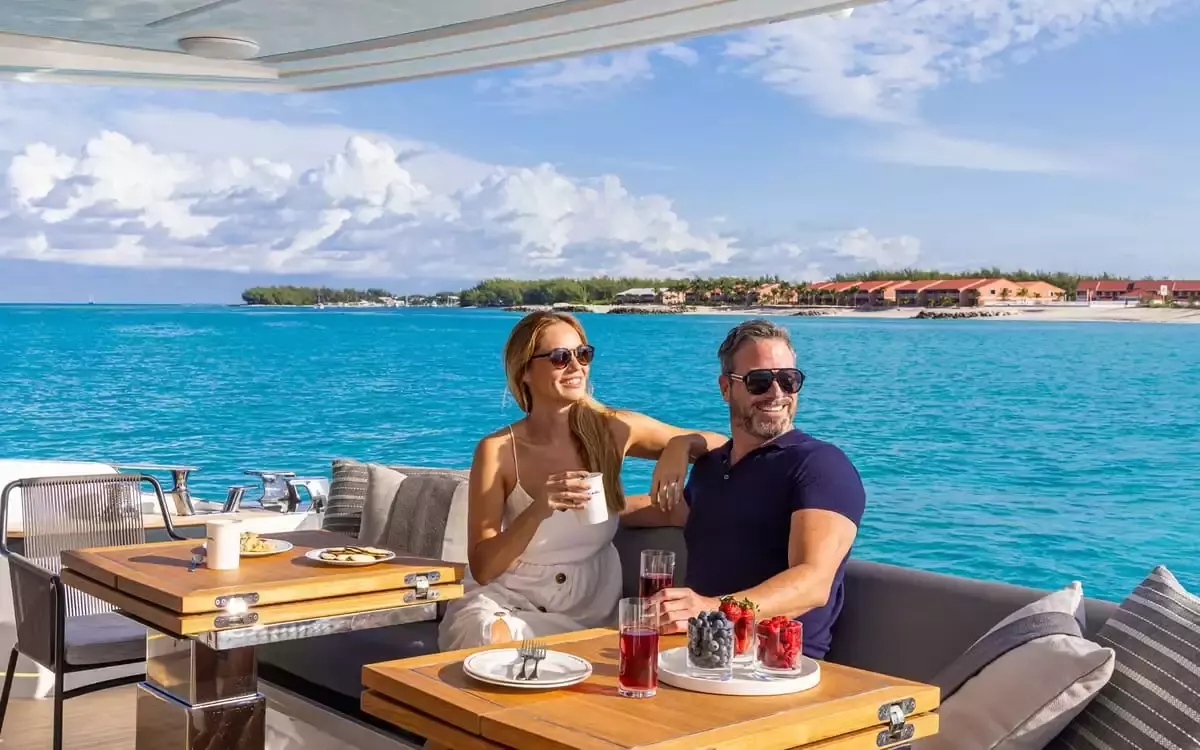 Boat Rental and Yacht Charter at the best yachting destinations around the world