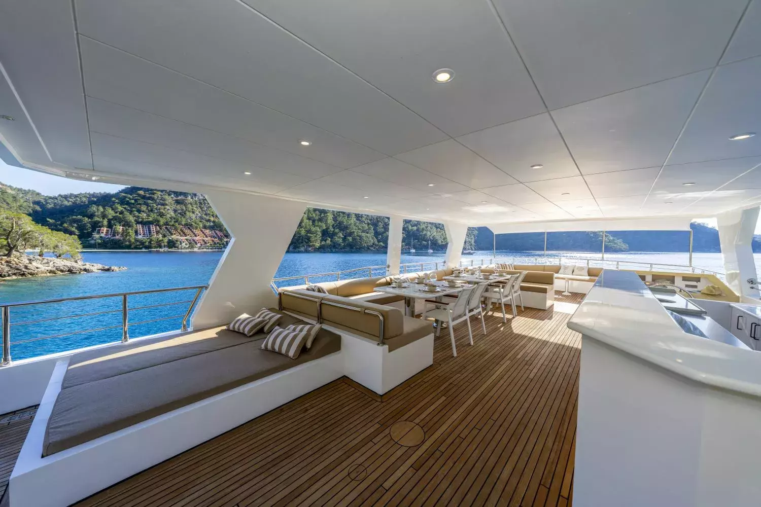 Boatcrowd