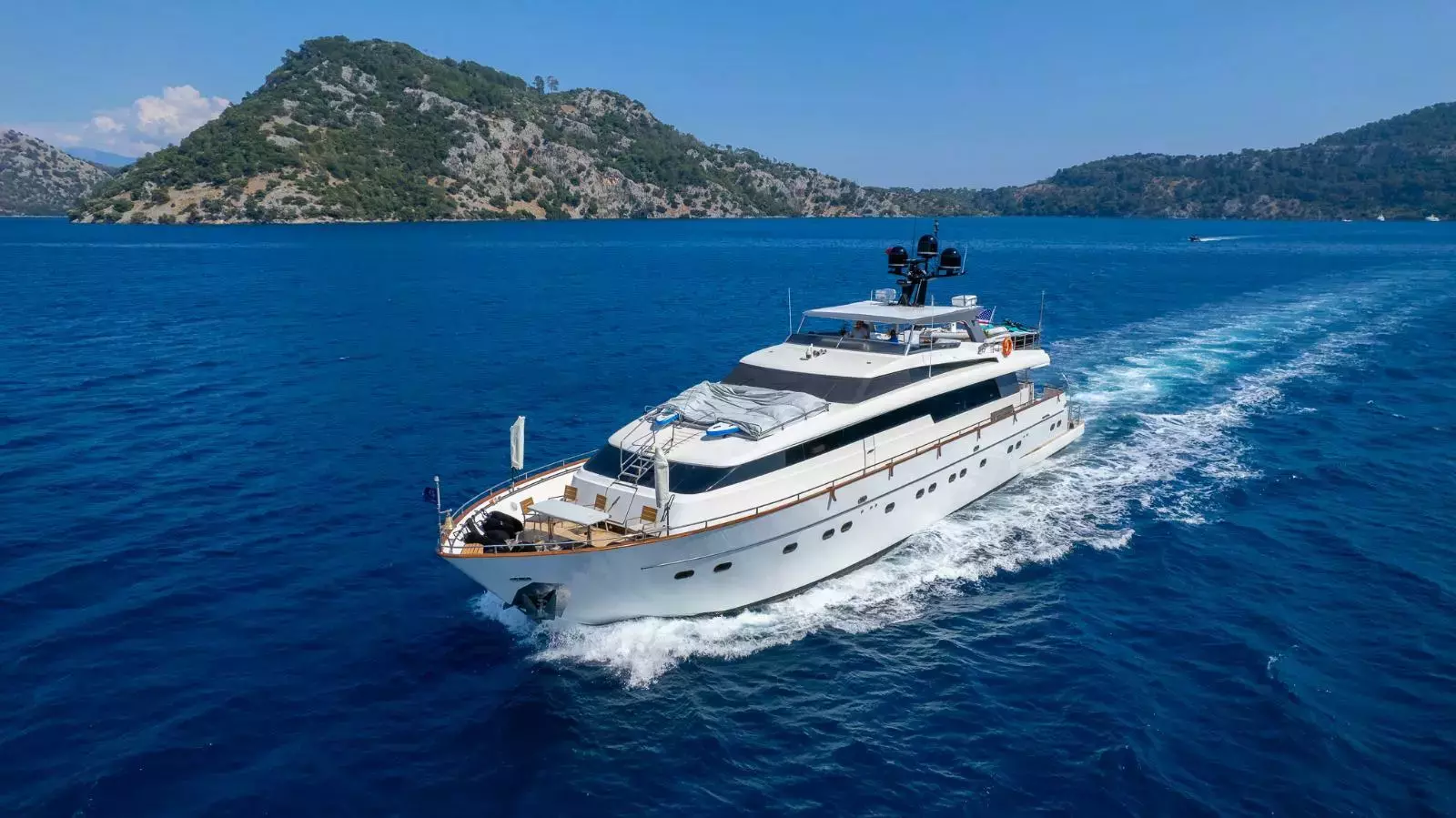Dmare by Sanlorenzo - Special Offer for a private Superyacht Charter in Rhodes with a crew