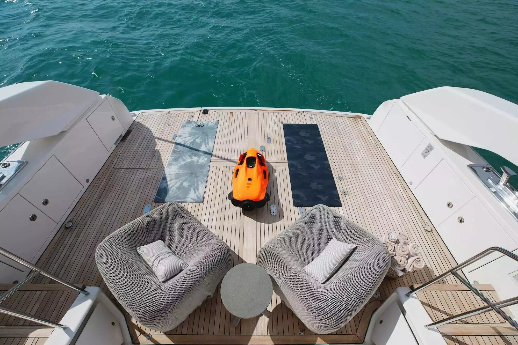 Boatcrowd