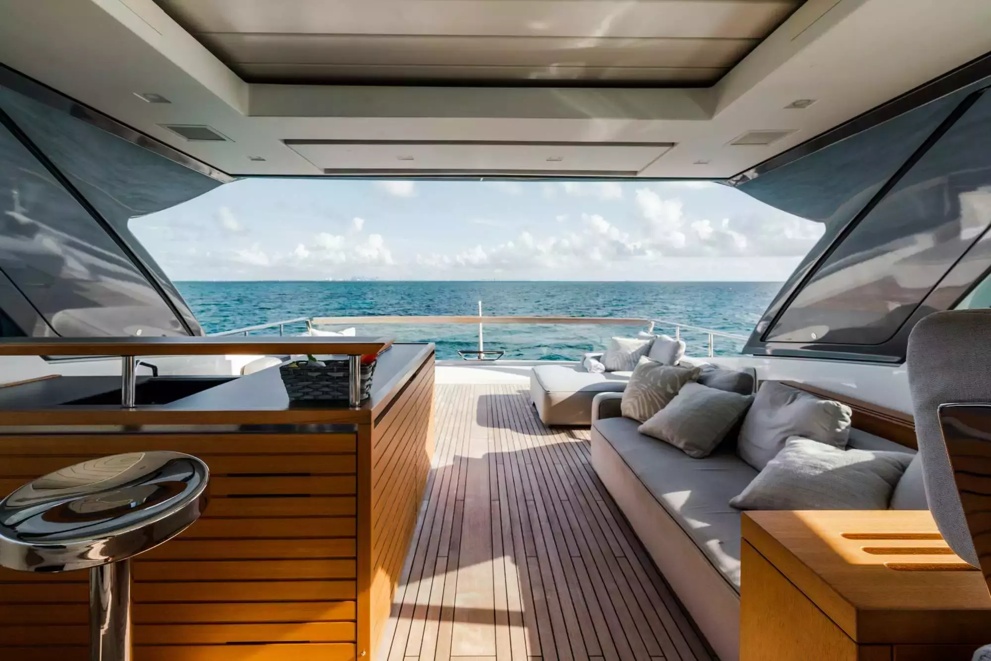 Boatcrowd