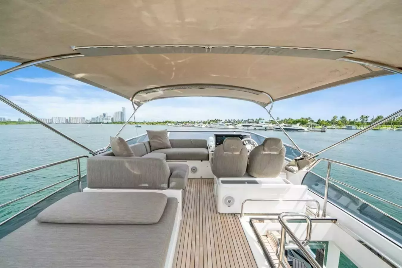Water You Doing by Azimut - Special Offer for a private Motor Yacht Charter in Abacos with a crew