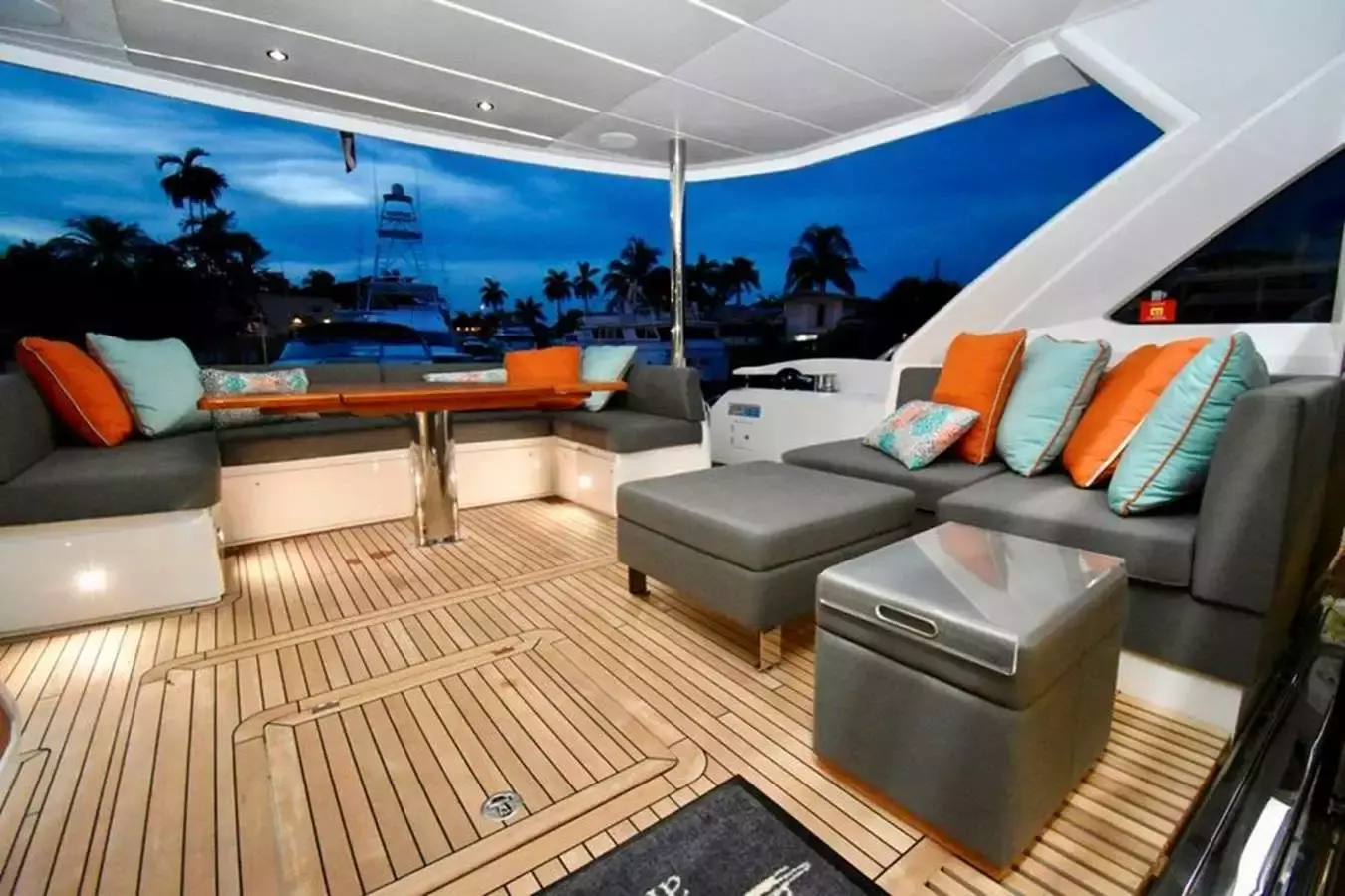 Boatcrowd