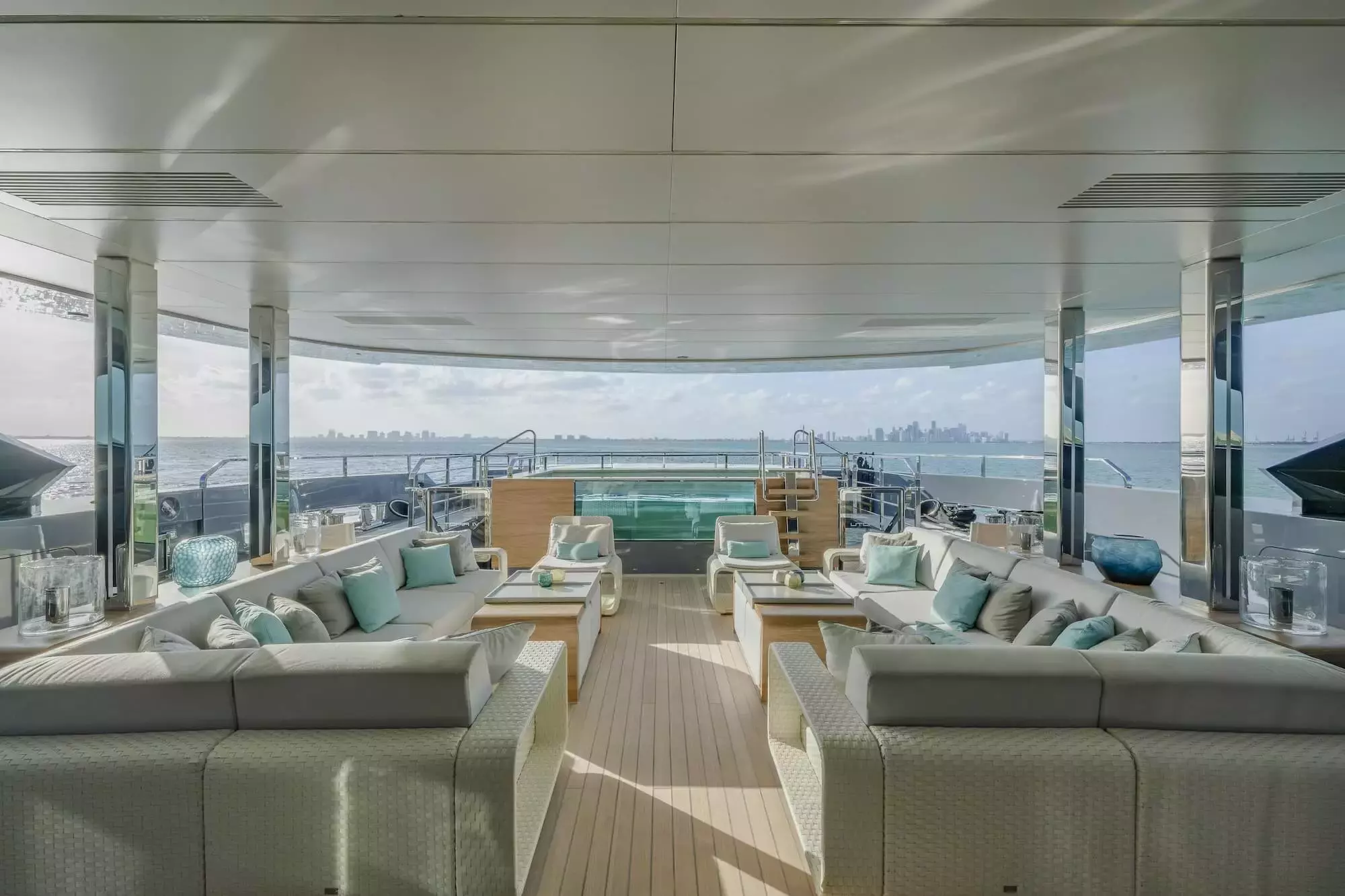 Utopia IV by Rossinavi - Top rates for a Charter of a private Superyacht in Turks and Caicos