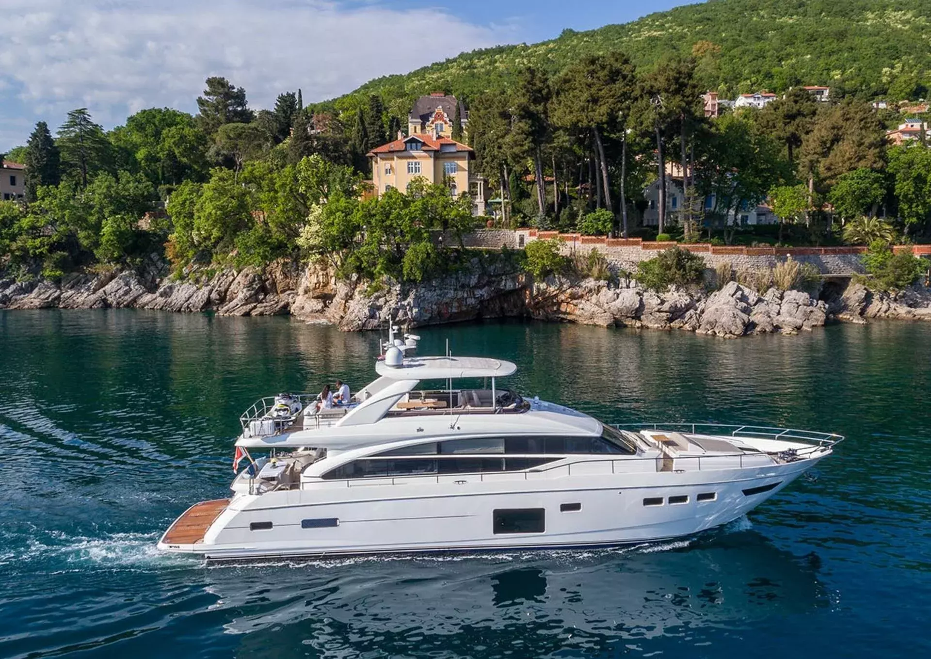 Larimar II by Princess - Special Offer for a private Motor Yacht Charter in Dubrovnik with a crew