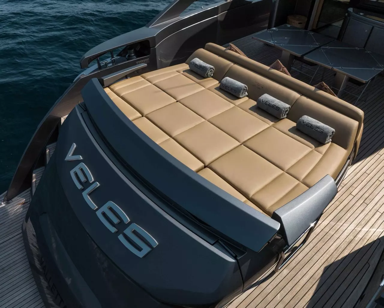 Boatcrowd